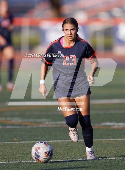 Thumbnail 2 in Mountain Crest vs. Murray (UHSAA 4A Second Round) photogallery.