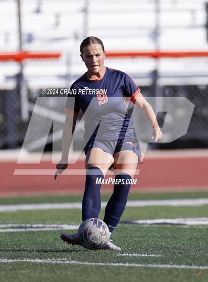 Thumbnail 3 in Mountain Crest vs. Murray (UHSAA 4A Second Round) photogallery.