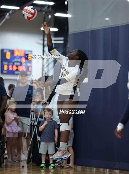 Thumbnail 2 in St. Thomas Aquinas vs New Smyrna Beach (Nike Tournament of Champions) photogallery.