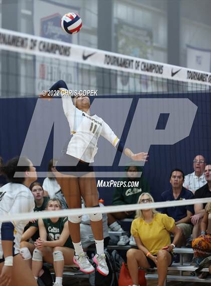 Thumbnail 3 in St. Thomas Aquinas vs New Smyrna Beach (Nike Tournament of Champions) photogallery.