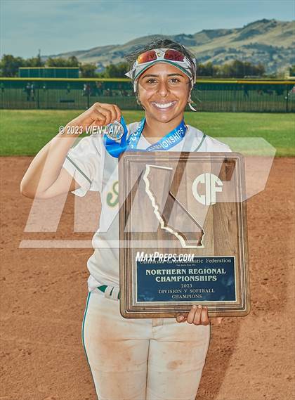 Thumbnail 1 in North Salinas @ Live Oak (CIF NorCal Division V Regional Final) photogallery.