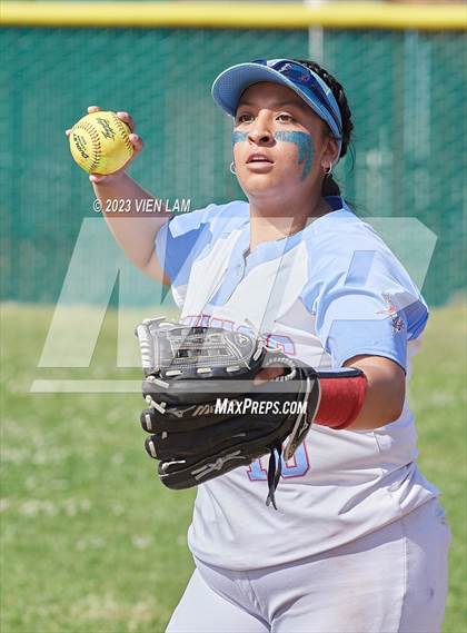 Thumbnail 1 in North Salinas @ Live Oak (CIF NorCal Division V Regional Final) photogallery.