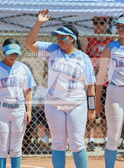 Thumbnail 2 in North Salinas @ Live Oak (CIF NorCal Division V Regional Final) photogallery.