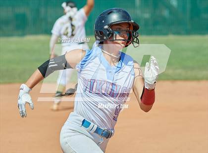 Thumbnail 2 in North Salinas @ Live Oak (CIF NorCal Division V Regional Final) photogallery.