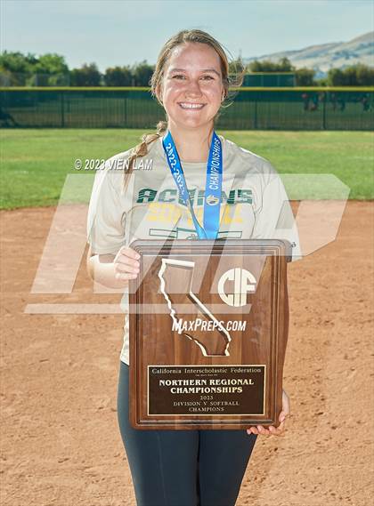 Thumbnail 2 in North Salinas @ Live Oak (CIF NorCal Division V Regional Final) photogallery.