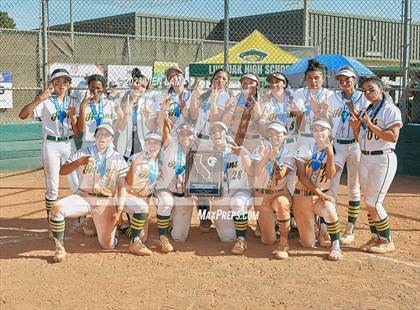 Thumbnail 2 in North Salinas @ Live Oak (CIF NorCal Division V Regional Final) photogallery.