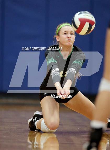 Thumbnail 2 in Carroll vs Hebron photogallery.