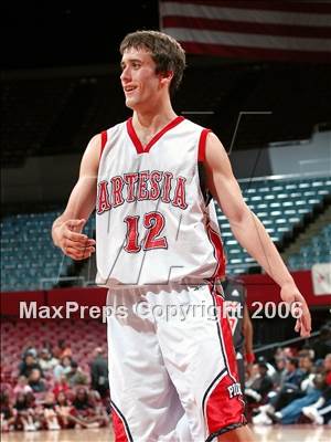 Thumbnail 2 in Artesia vs. Harvard-Westlake (CIF SoCal D3 Final) photogallery.