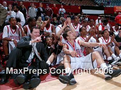 Thumbnail 2 in Artesia vs. Harvard-Westlake (CIF SoCal D3 Final) photogallery.