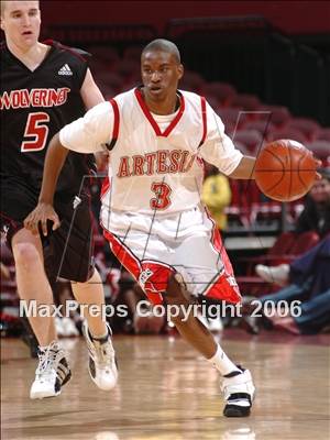 Thumbnail 2 in Artesia vs. Harvard-Westlake (CIF SoCal D3 Final) photogallery.