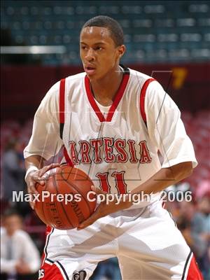 Thumbnail 3 in Artesia vs. Harvard-Westlake (CIF SoCal D3 Final) photogallery.