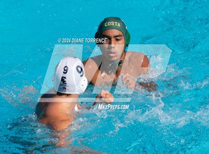 Thumbnail 2 in Mira Costa vs. Crean Lutheran photogallery.