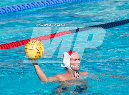 Thumbnail 2 in Mira Costa vs. Crean Lutheran photogallery.