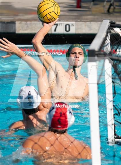 Thumbnail 1 in Mira Costa vs. Crean Lutheran photogallery.