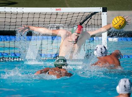 Thumbnail 3 in Mira Costa vs. Crean Lutheran photogallery.