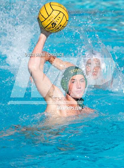Thumbnail 2 in Mira Costa vs. Crean Lutheran photogallery.