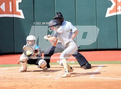 Thumbnail 3 in Lake Creek vs. Rock Hill (UIL 5A Softball Semifinal) photogallery.