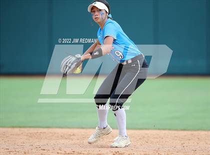 Thumbnail 1 in Lake Creek vs. Rock Hill (UIL 5A Softball Semifinal) photogallery.