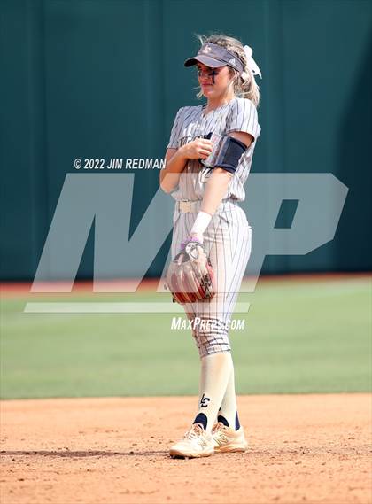 Thumbnail 1 in Lake Creek vs. Rock Hill (UIL 5A Softball Semifinal) photogallery.