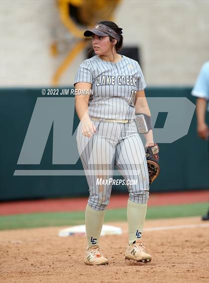 Thumbnail 1 in Lake Creek vs. Rock Hill (UIL 5A Softball Semifinal) photogallery.