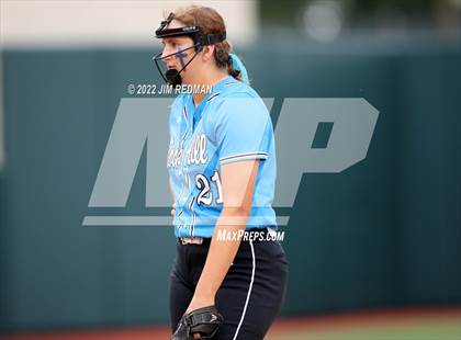 Thumbnail 3 in Lake Creek vs. Rock Hill (UIL 5A Softball Semifinal) photogallery.