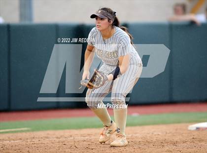 Thumbnail 2 in Lake Creek vs. Rock Hill (UIL 5A Softball Semifinal) photogallery.