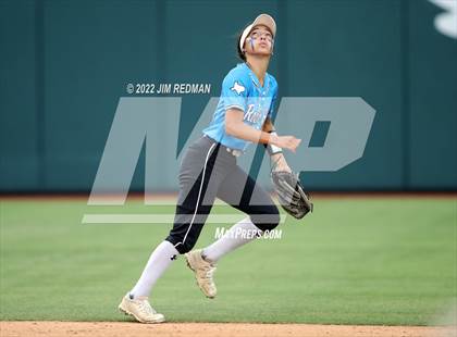 Thumbnail 2 in Lake Creek vs. Rock Hill (UIL 5A Softball Semifinal) photogallery.