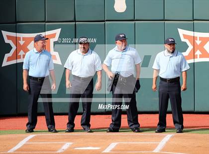 Thumbnail 3 in Lake Creek vs. Rock Hill (UIL 5A Softball Semifinal) photogallery.