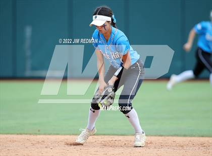 Thumbnail 2 in Lake Creek vs. Rock Hill (UIL 5A Softball Semifinal) photogallery.