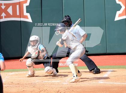 Thumbnail 2 in Lake Creek vs. Rock Hill (UIL 5A Softball Semifinal) photogallery.