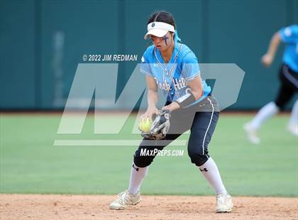 Thumbnail 1 in Lake Creek vs. Rock Hill (UIL 5A Softball Semifinal) photogallery.