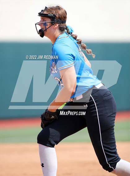 Thumbnail 2 in Lake Creek vs. Rock Hill (UIL 5A Softball Semifinal) photogallery.