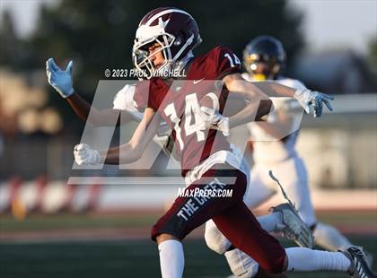 Thumbnail 3 in Inderkum @ Woodcreek photogallery.