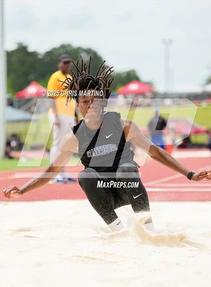 Thumbnail 1 in GHSA 5A Sectional A (Field Events) photogallery.