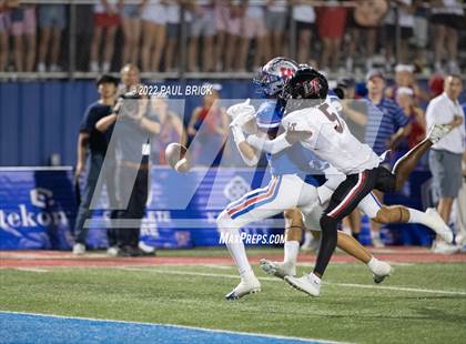 Thumbnail 3 in Westlake v Lake Travis photogallery.
