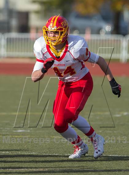 Thumbnail 3 in St. Anthony's vs. Chaminade (CHSFL Class AAA Final) photogallery.