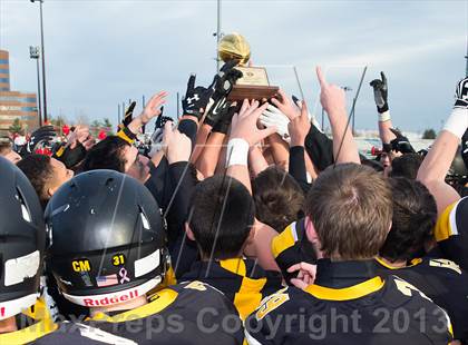 Thumbnail 1 in St. Anthony's vs. Chaminade (CHSFL Class AAA Final) photogallery.