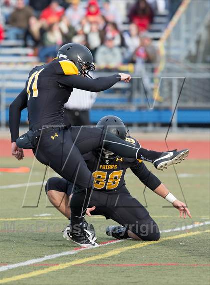 Thumbnail 3 in St. Anthony's vs. Chaminade (CHSFL Class AAA Final) photogallery.