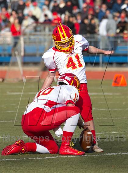 Thumbnail 1 in St. Anthony's vs. Chaminade (CHSFL Class AAA Final) photogallery.