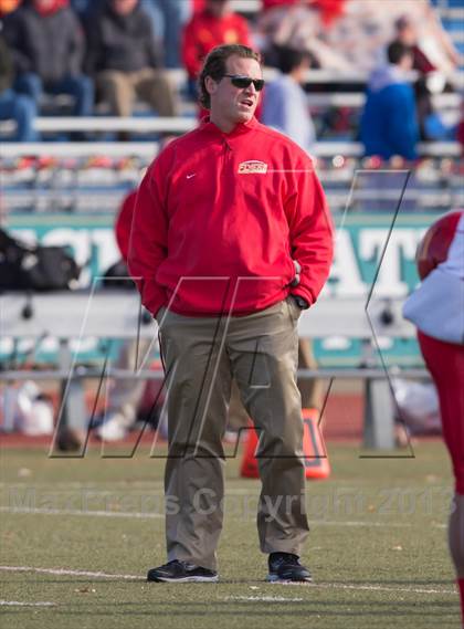 Thumbnail 3 in St. Anthony's vs. Chaminade (CHSFL Class AAA Final) photogallery.