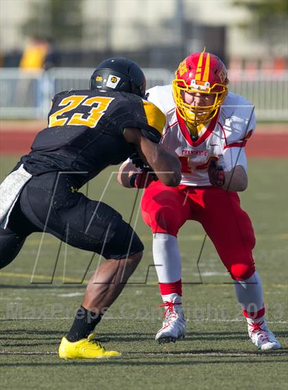 Thumbnail 1 in St. Anthony's vs. Chaminade (CHSFL Class AAA Final) photogallery.