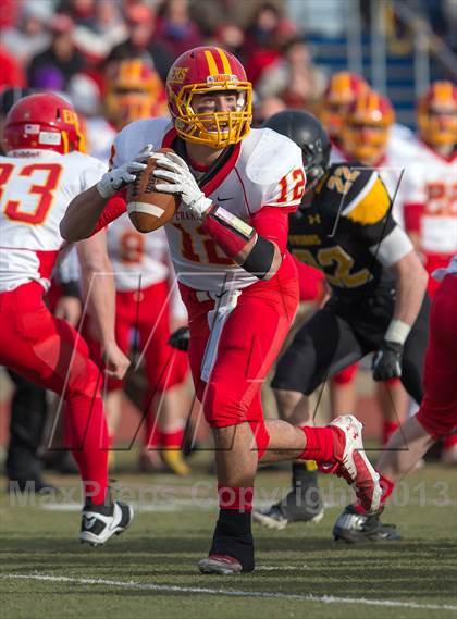 Thumbnail 1 in St. Anthony's vs. Chaminade (CHSFL Class AAA Final) photogallery.