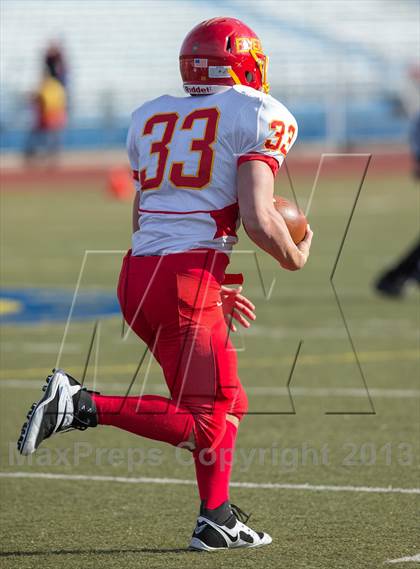 Thumbnail 2 in St. Anthony's vs. Chaminade (CHSFL Class AAA Final) photogallery.