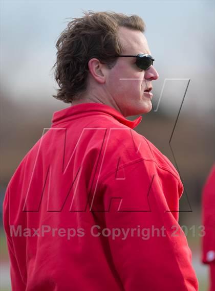 Thumbnail 2 in St. Anthony's vs. Chaminade (CHSFL Class AAA Final) photogallery.