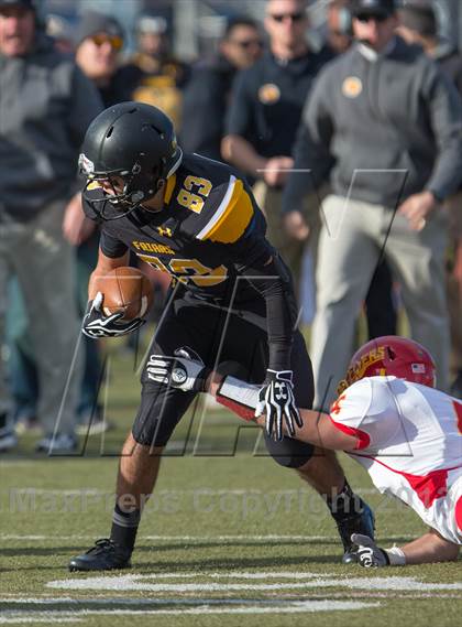 Thumbnail 1 in St. Anthony's vs. Chaminade (CHSFL Class AAA Final) photogallery.