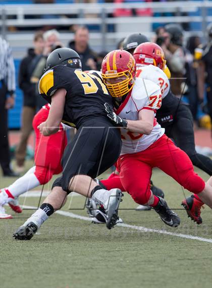 Thumbnail 2 in St. Anthony's vs. Chaminade (CHSFL Class AAA Final) photogallery.