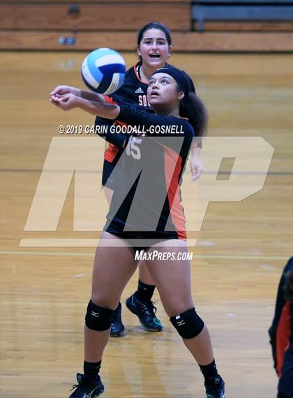 Thumbnail 3 in Southwest Onslow vs West Carteret  (Joseph L. Beasley Spikefest) photogallery.