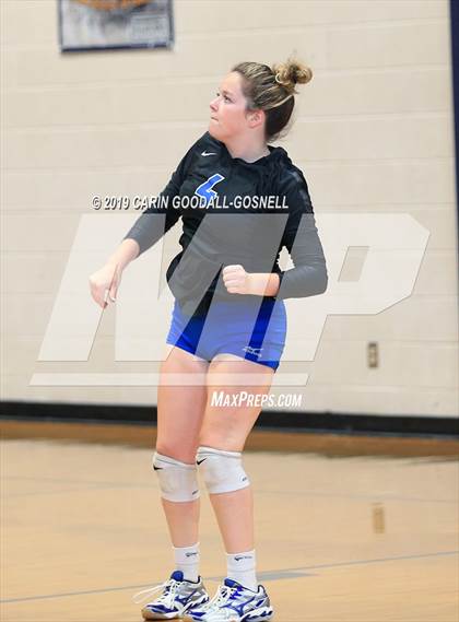 Thumbnail 2 in Southwest Onslow vs West Carteret  (Joseph L. Beasley Spikefest) photogallery.