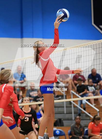 Thumbnail 2 in Southwest Onslow vs West Carteret  (Joseph L. Beasley Spikefest) photogallery.