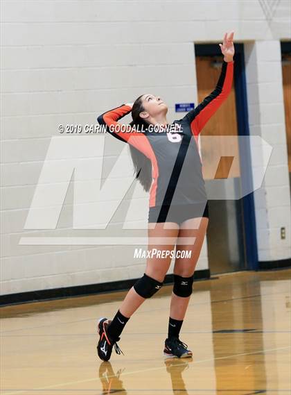 Thumbnail 2 in Southwest Onslow vs West Carteret  (Joseph L. Beasley Spikefest) photogallery.